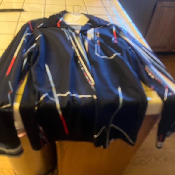 real 70's Vintage Shirt with large collar - Picture 3 of 5